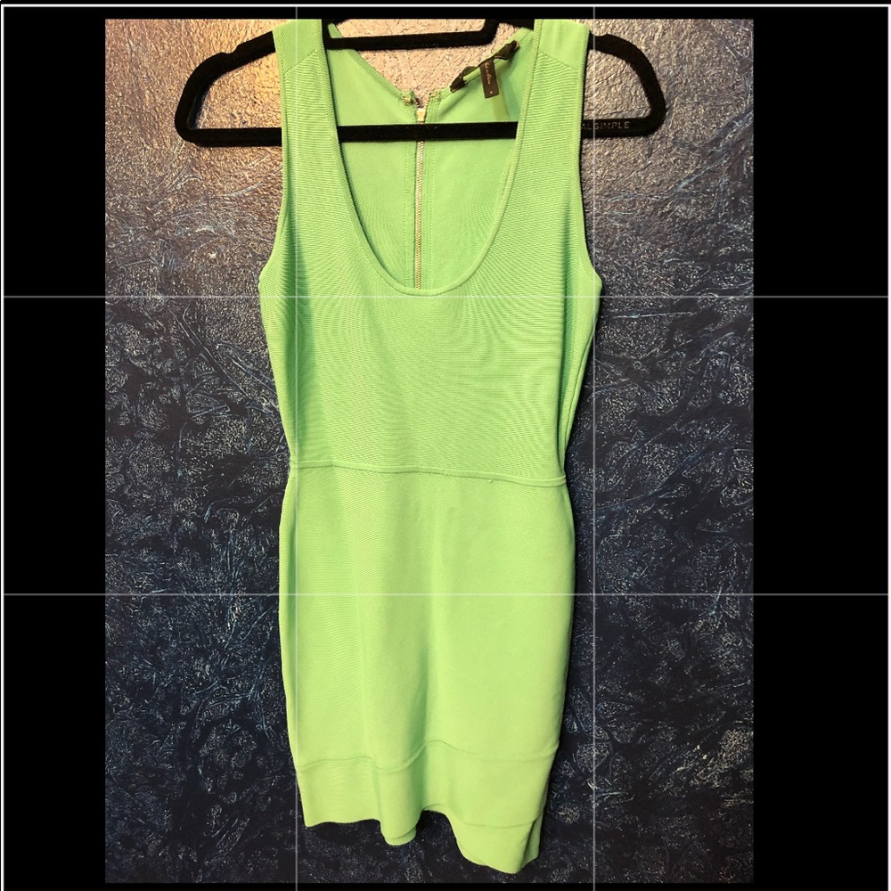 BCBG MAXAZRIA BODYCON DRESS
